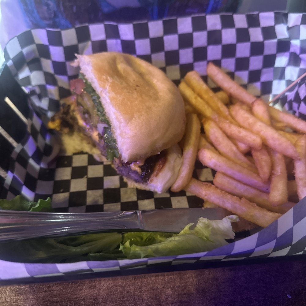 Billy's Grille & Bar - American Near Me - Bryan, Texas