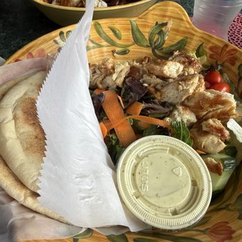 Royal Pizza - Pizza Near Me - Raynham, Massachusetts