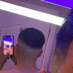 Reggie’s T-Town Barber Shop