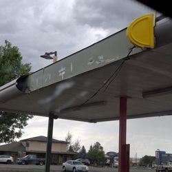 Sonic Drive-In - Broken lights