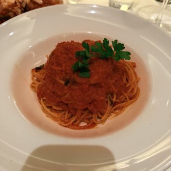 Carmine's - Spaghetti & Meatballs da best!! - Italian Near Me - Chicago, Illinois