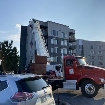 A Tomahawk Crane & Rigging - Crane Services Near Me - Chattanooga, Tennessee