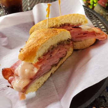 Hemingway's Bistro - Muffaleda - Bars Near Me - Beaufort, South Carolina