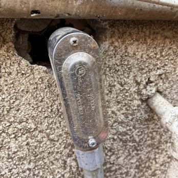Anchor Shield Pest Services - Rodent entry point - Pest Control Near Me - Sherman Oaks, California Anchor Shield Pest Services - Rodent entry point - Pest Control Near Me - Sherman Oaks, California