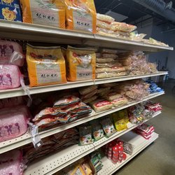 Htee Mu Grocery Store - Various noodles