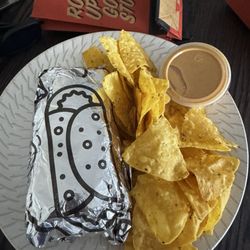 Barburrito - Burrito and chips