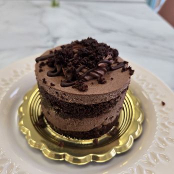 Leidylicious Cakes - Cupcakes Near Me - Forest Hills, New York