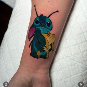 Uchiha Tat House - Art done by Devin, how cute! - Tattoo Near Me - Spanish Springs, Nevada Uchiha Tat House - Art done by Devin, how cute! - Tattoo Near Me - Spanish Springs, Nevada