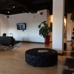 La Clinique A - Salle d'attente 2