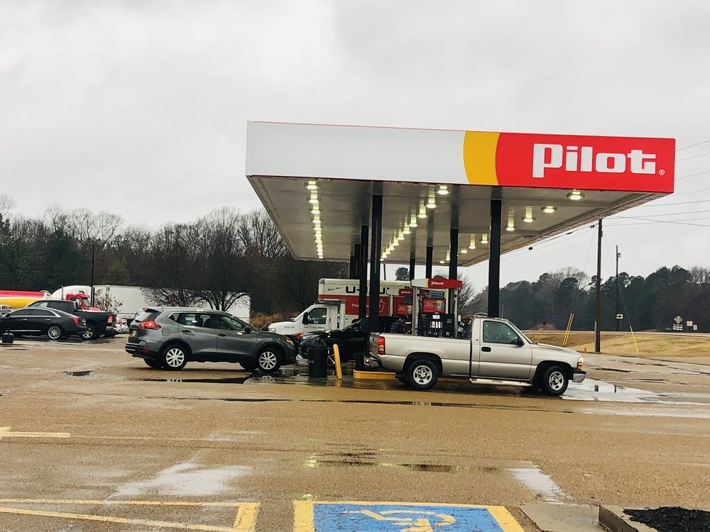 Pilot Travel Center Logo