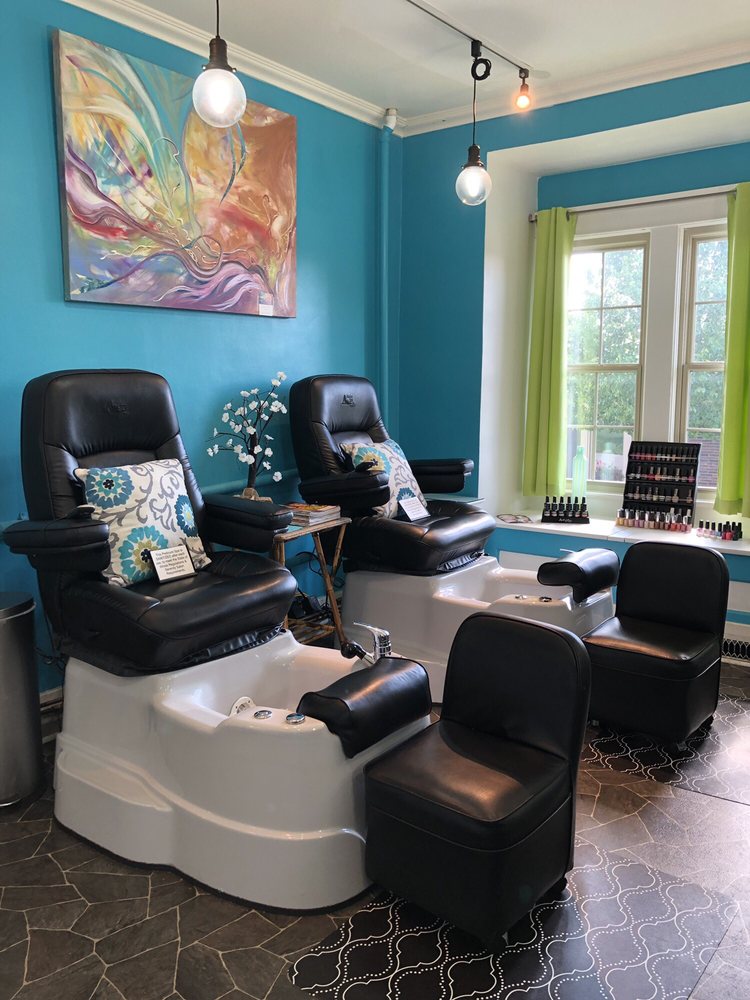 SERENITY SALON Updated May 2024 306 East Jefferson Ave, Effingham