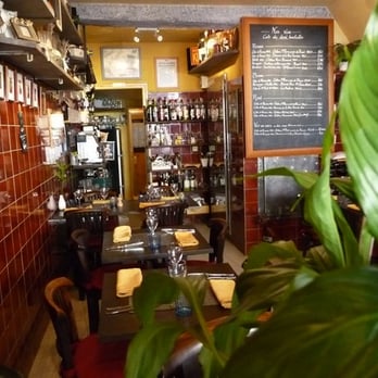 Chat Plume 12 Reviews Restaurants 5 Rue Mesures Villeneuve Loubet Alpes Maritimes France Restaurant Reviews Phone Number