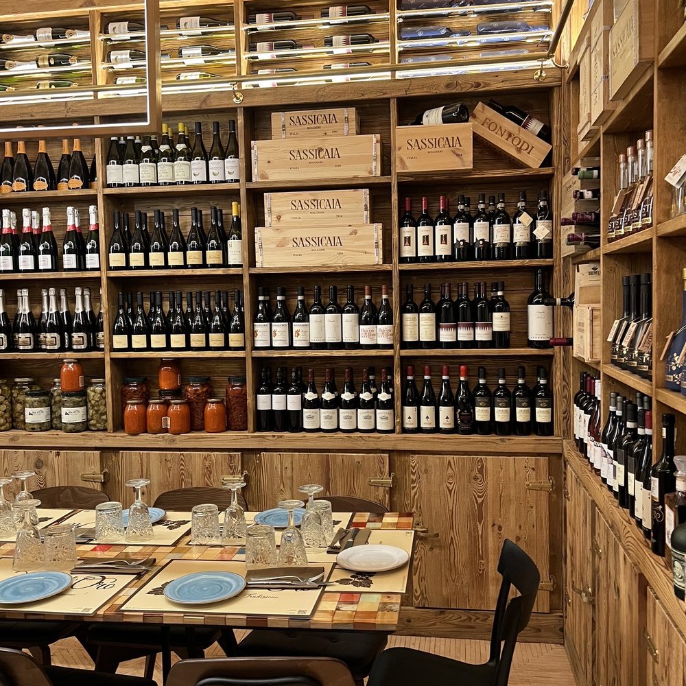 Thyroidectomies in Italy: A Population-Based National Analysis from 2001 to  2018 | Thyroid®, image size:1000x1000