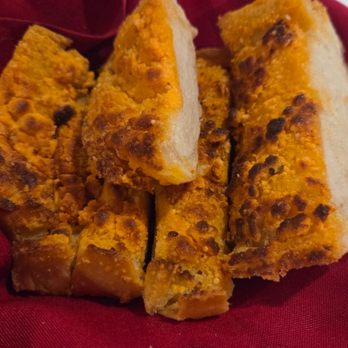 Burbank Smokehouse - The World's Greatest Garlic Bread - Steakhouses Near Me - Burbank, California Burbank Smokehouse - The World's Greatest Garlic Bread - Steakhouses Near Me - Burbank, California