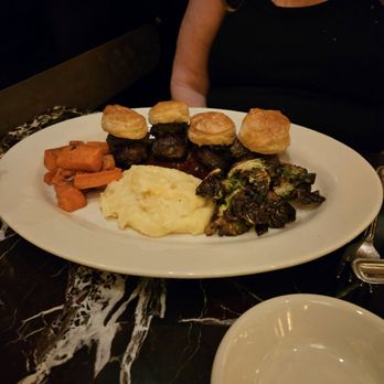 Grand Lux Cafe - Desserts Near Me - Las Vegas, Nevada