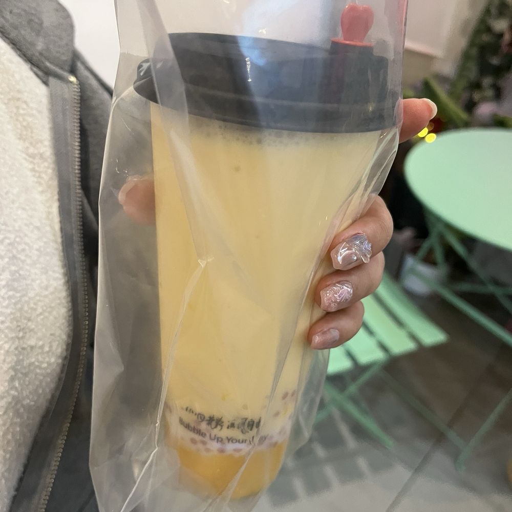Look Bubble Tea - Mango Pomelo Sago / 杨枝甘露 - Bubble Tea Near Me - Long Island City, New York Look Bubble Tea - Mango Pomelo Sago / 杨枝甘露 - Bubble Tea Near Me - Long Island City, New York