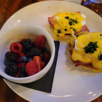 Central Bar + Restaurant - Eggs Benedict with fruit - American Near Me - Bellevue, Washington Central Bar + Restaurant - Eggs Benedict with fruit - American Near Me - Bellevue, Washington
