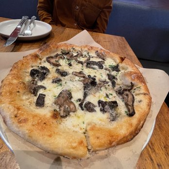 North Italia - Funghi pizza - Pizza Near Me - El Segundo, California North Italia - Funghi pizza - Pizza Near Me - El Segundo, California