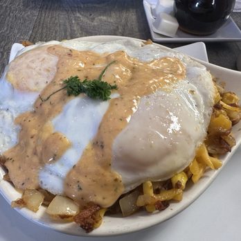 Pastores + Brunch - Chorizo skillet - Mexican Near Me - Chicago, Illinois Pastores + Brunch - Chorizo skillet - Mexican Near Me - Chicago, Illinois