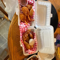 Binge Hot Chicken - Tried the hot chicken sandwich and the shrimp and Fish Sandwich Only
