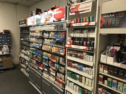 NORTHSIDE'S SMOKES 4 U - Updated June 2026 - 10 Photos - 224 NW  Independence Ave, Topeka, Kansas - Tobacco Shops - Phone Number