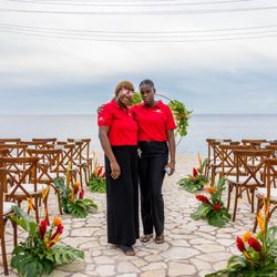 Weddings in Paradise - Team