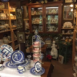 Grist Mill Antiques Center - Lots of glass