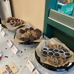 Desserts Desserts