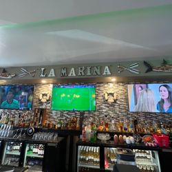 Mariscos La Marina - Tv sports news drinks