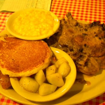 Bell Buckle Cafe - smothered chops - American Near Me - Bell Buckle, Tennessee Bell Buckle Cafe - smothered chops - American Near Me - Bell Buckle, Tennessee