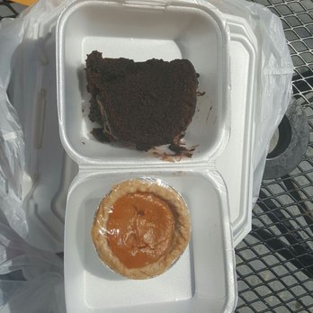 Malachi's Gospel Cafe - There's always room for dessert, a slice of homemade chocolate cake and mini sweet potatoe pie. Very satisfying. - Southern Near Me - Macon, Georgia