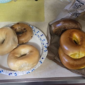 Bagels N Brew - Variety of bagels - Coffee & Tea Near Me - Winchester, Massachusetts Bagels N Brew - Variety of bagels - Coffee & Tea Near Me - Winchester, Massachusetts