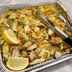 Pinoy Grill & Restaurant - Mixed noodles (pancit)