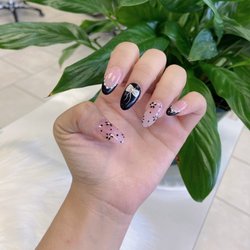 NAILS ZONE & SPA