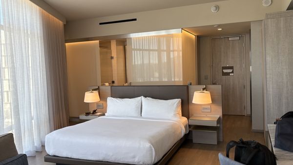 TETRA Hotel, Autograph Collection by null