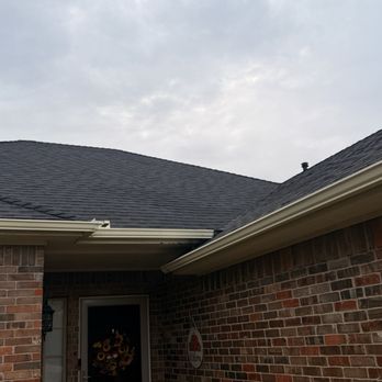 Quality Assurance Roofing - Overcast you can't see the different colors and glue in this picture - Roofing Near Me - Amarillo, Texas Quality Assurance Roofing - Overcast you can't see the different colors and glue in this picture - Roofing Near Me - Amarillo, Texas