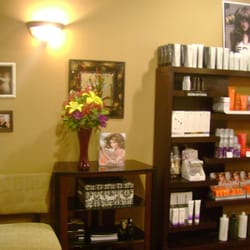 Makeup & retail