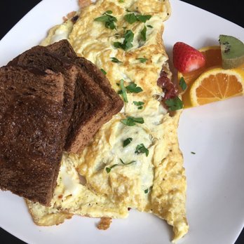 Caspian - Corned beef hash omelette - Breakfast & Brunch Near Me - Providence, Rhode Island
