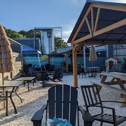 Barnstable Brewing - Patio