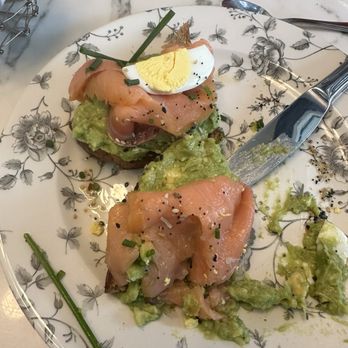 Little Hen - Avocado toast with salmon - Breakfast & Brunch Near Me - Miami, Florida Little Hen - Avocado toast with salmon - Breakfast & Brunch Near Me - Miami, Florida