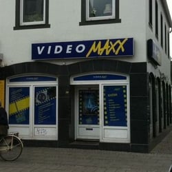 VideoMAXX