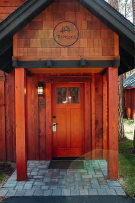 FivePine Lodge and Spa by null