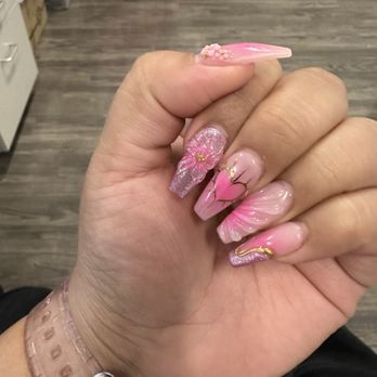 Delite Nails And Spa - Nail Salons Near Me - South Gate, California Delite Nails And Spa - Nail Salons Near Me - South Gate, California
