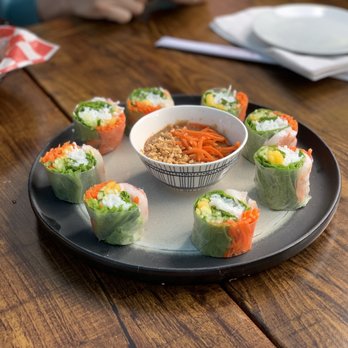 Chef Papa Vietnamese Kitchen - Summer Roll - Vietnamese Near Me - Flushing, New York