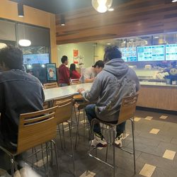 Ono Hawaiian BBQ - Inside