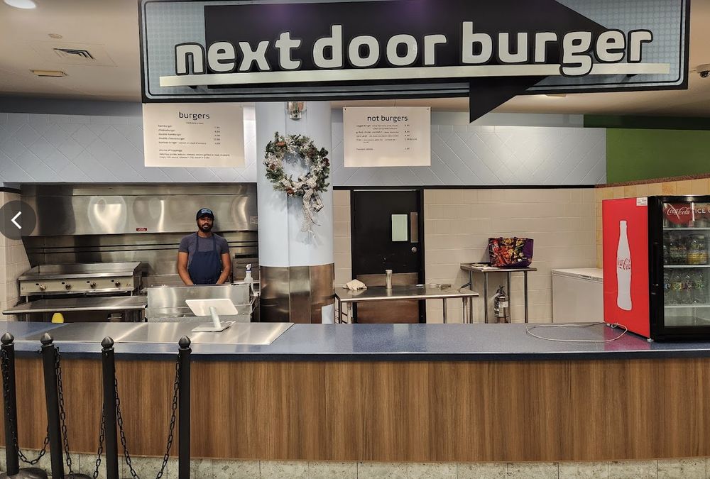 NEXT DOOR BURGER Updated September 2024 30 State House Square