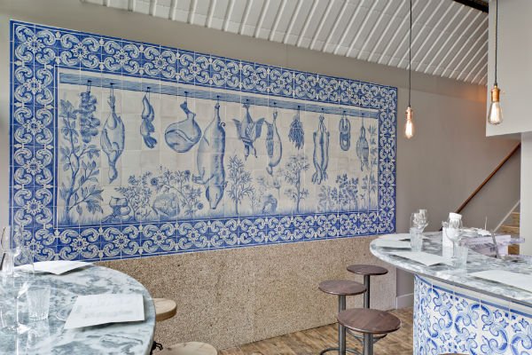 Bar Douro London Bridge by null