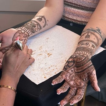 Isha's Henna Art - Henna Artists Near Me