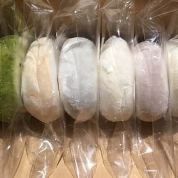 J.sweets - From left to right: green tea, double mango, azuki (red bean), caramel pudding, blueberry yogurt, apple pie - Desserts Near Me - San Jose, California J.sweets - From left to right: green tea, double mango, azuki (red bean), caramel pudding, blueberry yogurt, apple pie - Desserts Near Me - San Jose, California