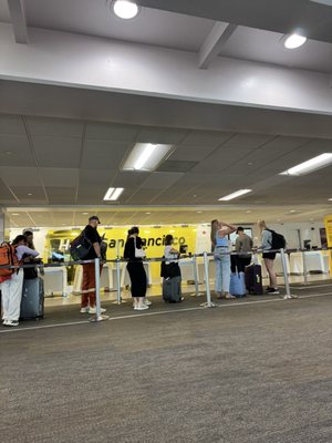 Hertz Car Rental - San Francisco - San Francisco International Airport (SFO) by null